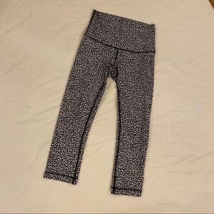 LULULEMON Wunder Under Crop Mosaic Print Size 2